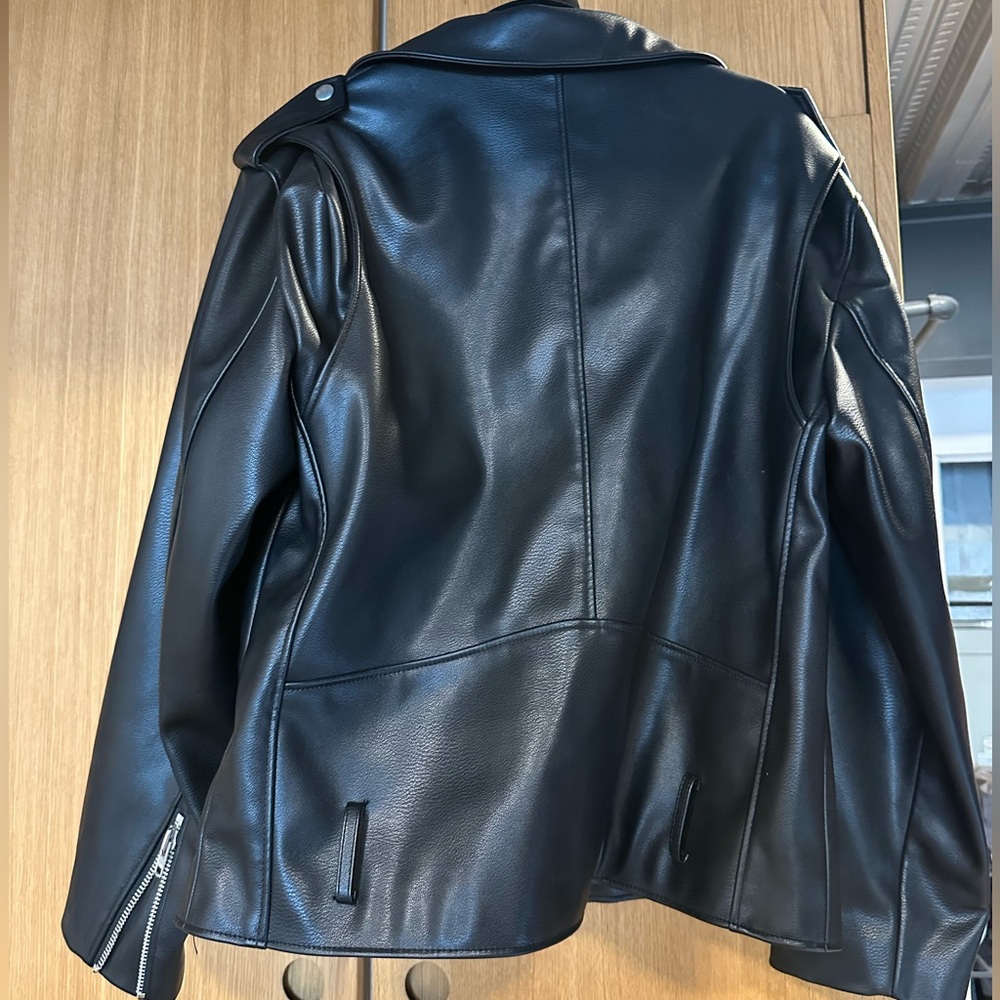 The Frankie Shop Black Leather Jacket - Picture 7 of 7